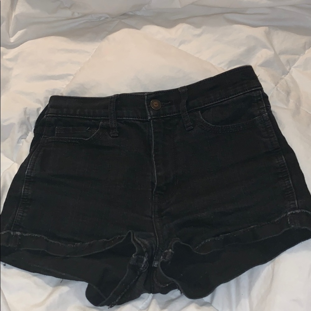black hollister shorts make offers!!!